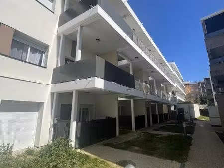 à louer : t3 en rez-de-jardin avec terrasse – résidence raoul vergez – toulouse