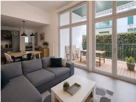 urrugne-bourg appartement 3 pièces vide
