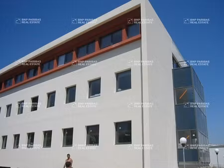 location bureaux 441 m²