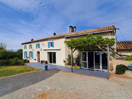 maison à vendre à valdelaume (79110) - deux-sèvres