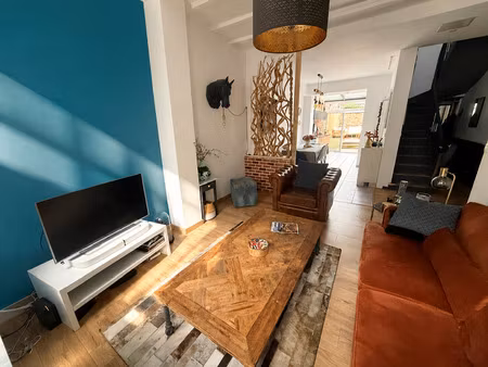 belle maison entierement renovee avec gout dans le bas du qu