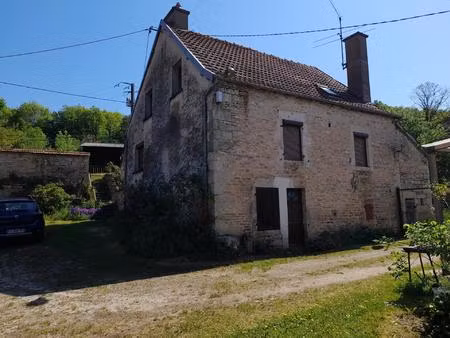bien à chatellenot à petit prix et habitable de suite !
