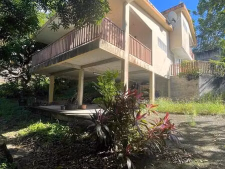 maison t4 sur terrain de 2 877 m2