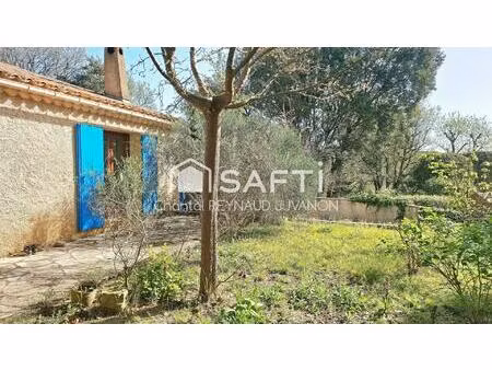 maison au calme et proche des commerces avec station de bus à pied