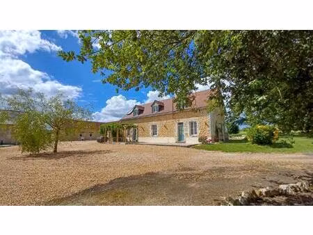 superbe rénovation avec dépendances !