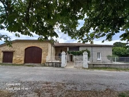 maison familiale de caractère dans un cadre naturel