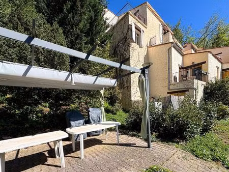 maison en pierre t3 r+1 terrasses  espace parking