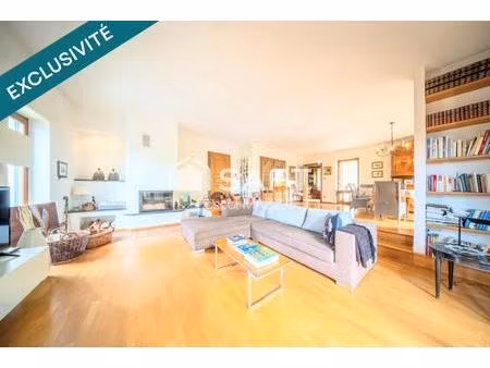 superbe maison d'architecte de 218 35m² sur un terrain de 1089m²