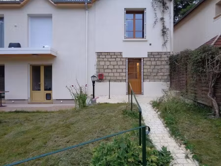 location meublée appartement 1 pièce 15 m² à la celle-saint-cloud (78170)  595 €