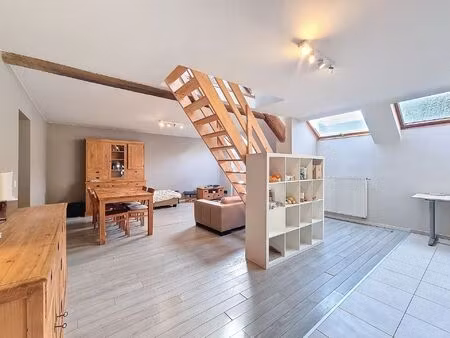 duplex à louer à rue godefroid 62 namur (vbe31551)
