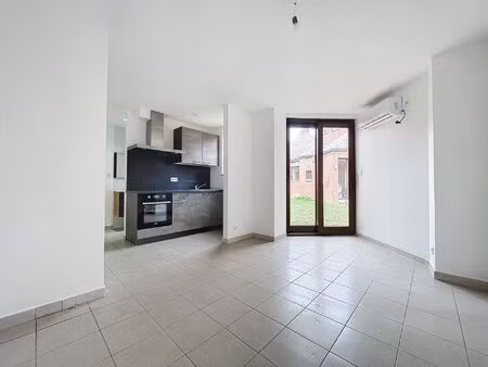 bungalow à louer avec terrasse et jardin   templeuve (vbe31559)