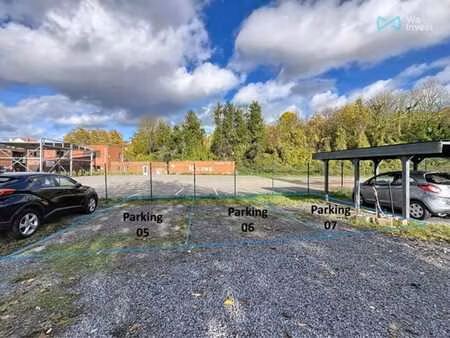 *** a vendre *** tubize - 3 emplacements de parkings !