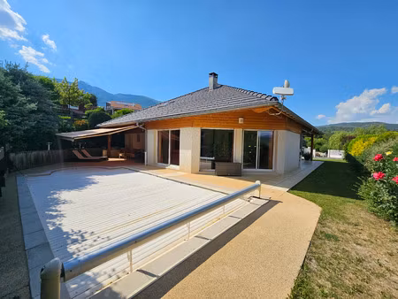 ap proche centre ville maison t4 + bureau + piscine sur 810m2 de terrain env.