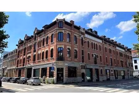 bureaux à louer à valkeniersnatie à anvers
