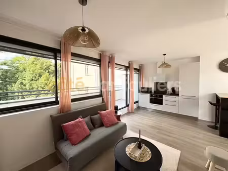 location meublée appartement 1 pièce 29 m² à chamalieres (63400)  620 €
