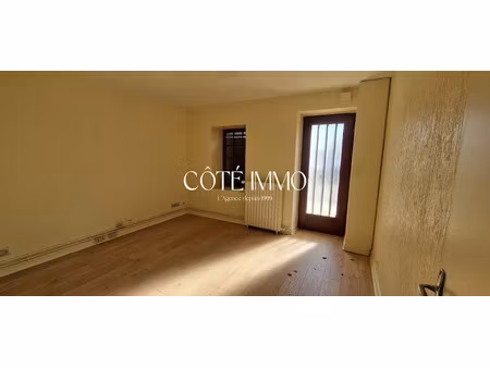 location locaux professionnels 2 pièces 20 m² à lamorlaye (60260)  650 €