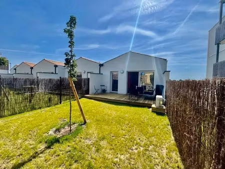 location meublée maison 2 pièces 43 m² à vaux-sur-mer (17640)  850 €