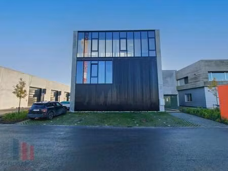 bien professionnel à louer à sint-michiels € 3.060 (loyrn) | zimmo