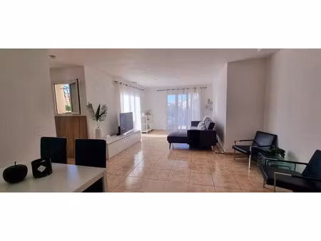 location maison 4 pièces 97 m² à perpignan (66000)  1 250 €