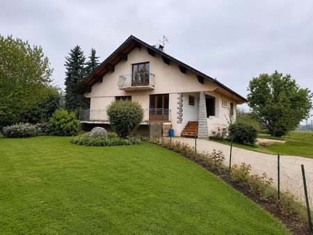 location maison 5 pièces 140 m² à reignier (74930)  2 300 €