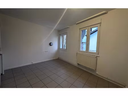 location appartement  m² t-1 à strasbourg  439 €