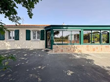 vente maison à challans (85300) : à vendre / 124m² challans