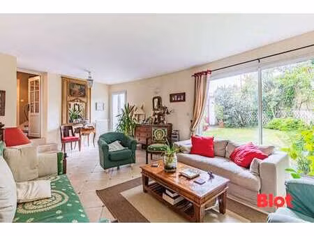 vente maison à nantes rond-point de rennes (44000) : à vendre / 191m² nantes rond-point de