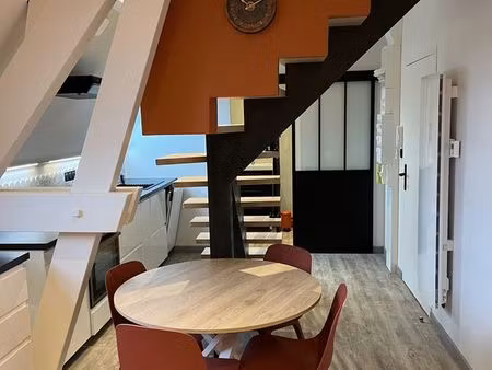 duplex entièrement rénové