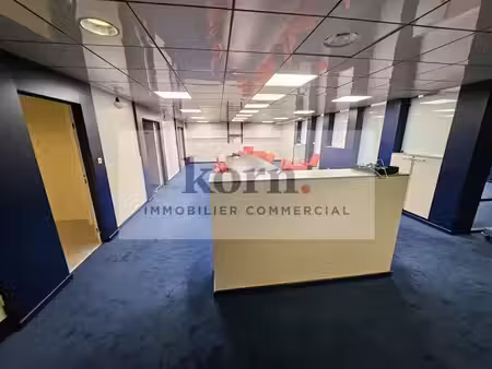 location locaux professionnels 830 m² à suresnes (92150)  13 395 €