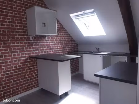 studio rénové à louer