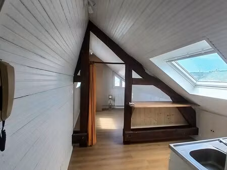 studio 1 pièce 14 m²