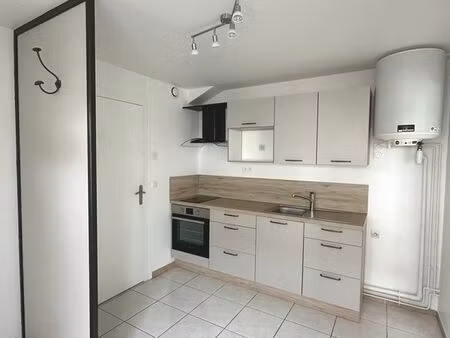 grand appartement t2 non meublé - proche gare sud