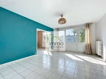 appartement 4 pièces 82 m²