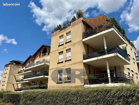 studio 1 pièce 35 m²