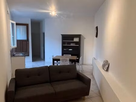 2 pièces . 36m2 . chatillon coligny