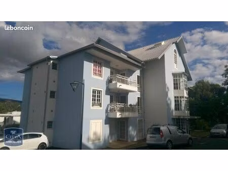 studio 34 m2 meublé double balcon + charges comprises (copro  tom)