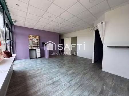 vente bureaux et commerces à mareil-en-champagne (72540) : à vendre / 83m² mareil-en-champ