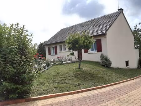 vente maison à montval-sur-loir (72500) : à vendre / 79m² montval-sur-loir