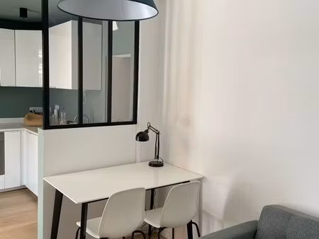 loue charmant t2 meublé 30m2 refait à neuf