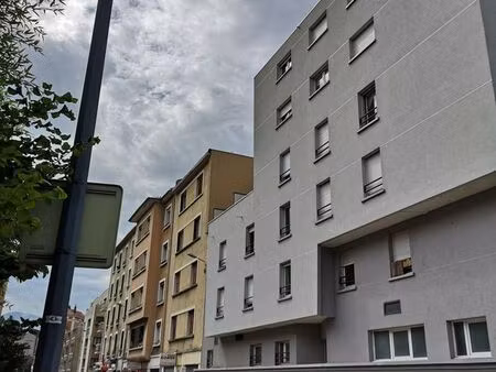 studio lumineux proche gare sncf grenoble
