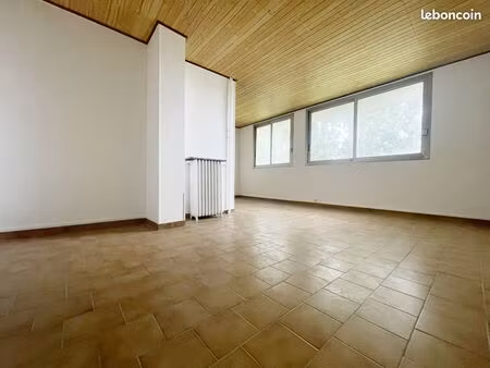 appartement 3 pièces 69 m²