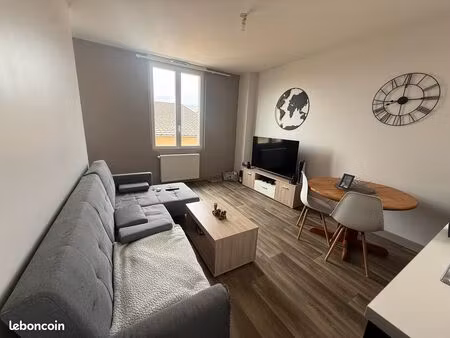 appartement t2 style maison – 55 m² – yzeure (proche gare)