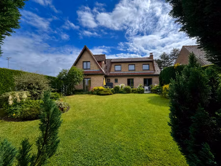 en vente maison 150 m² – 335 000 € |esquelbecq