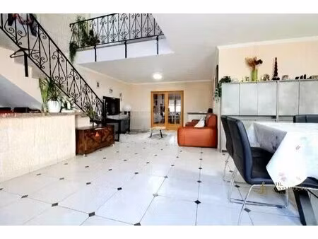 en vente maison mitoyenne 156 m² – 389 000 € |thil