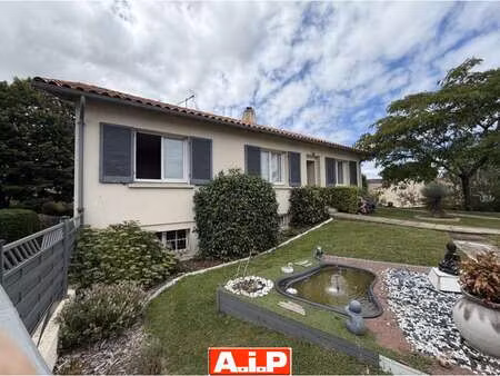 vente maison à la châtaigneraie (85120) : à vendre / 174m² la châtaigneraie