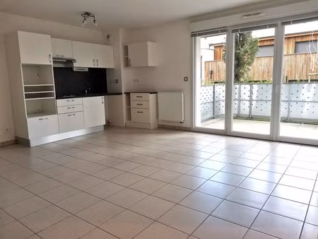 appartement t3 - 60 m² (75 m² au sol) - cenon avenue rené cas