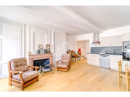 lyon 2ème ainay – investisseur- appartement t3 de 75 m²
