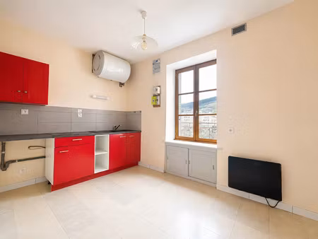 location appartement 1 pièce 28 m² à tarare (69170)