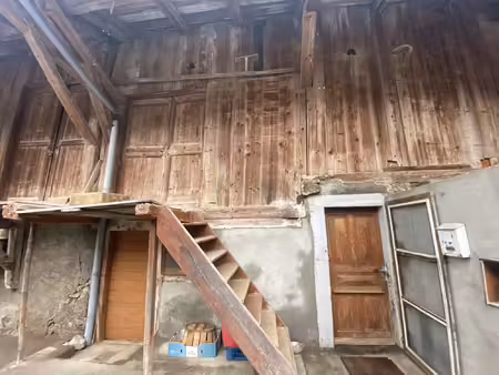 ferme mitoyenne a renover - lullin