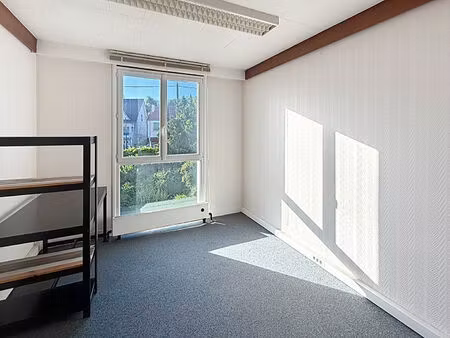 location local commercial 1 pièce  12.47m²  palaiseau